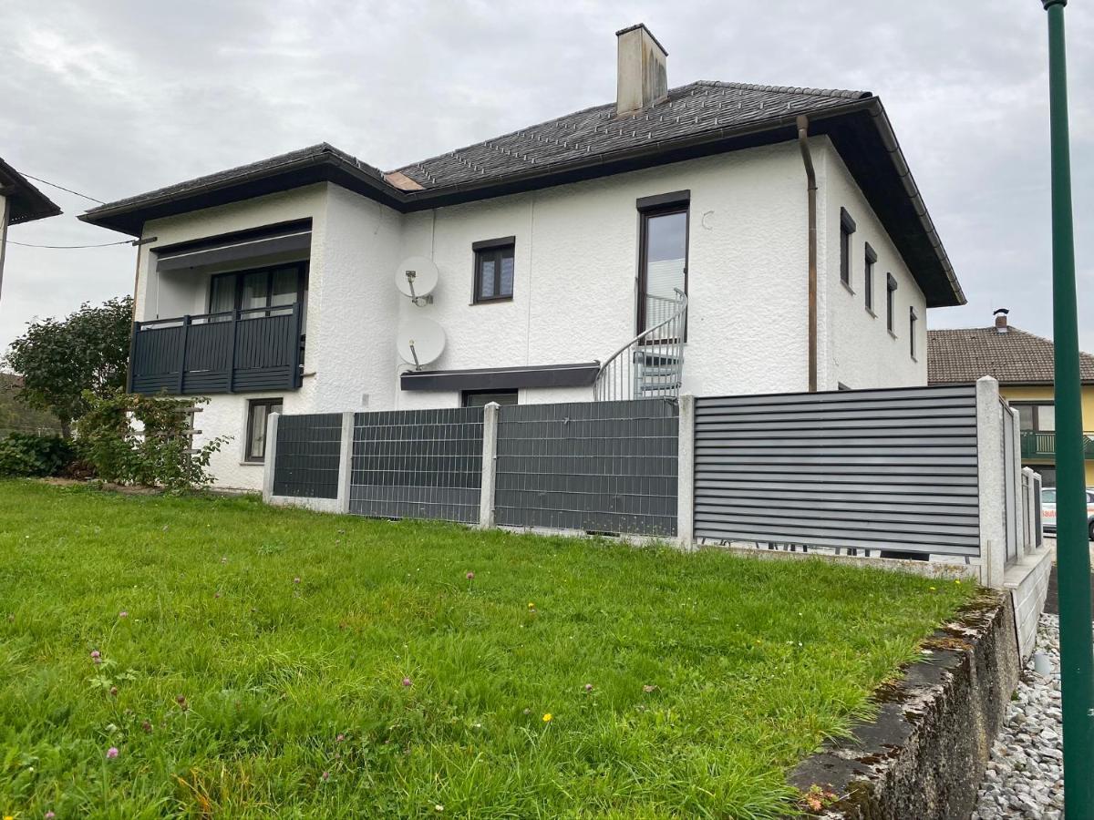 Wohnhaus Sued * Herzogsdorf